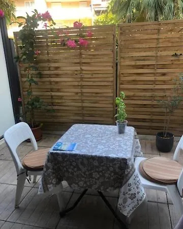 شقة Quiet Flat Near Monaco